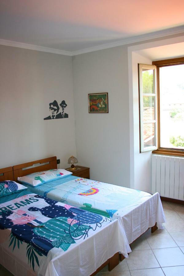 Casa Vacanze Stella แวร์บาเนีย ภายนอก รูปภาพ